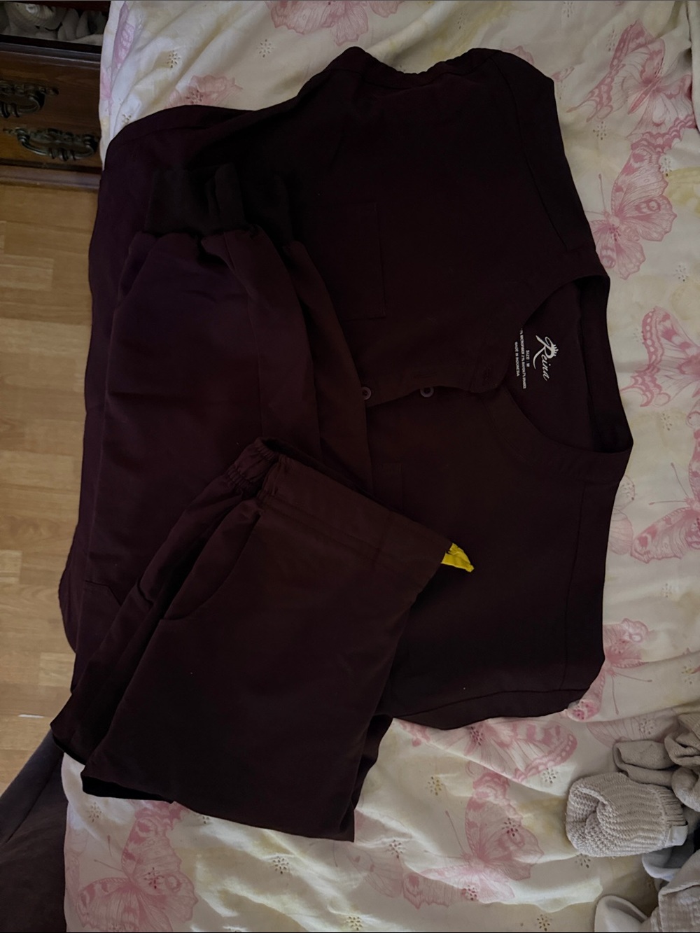 Russell Athletic Maroon Women's Jogger Set - Pocketed Sweatshirt & Pants